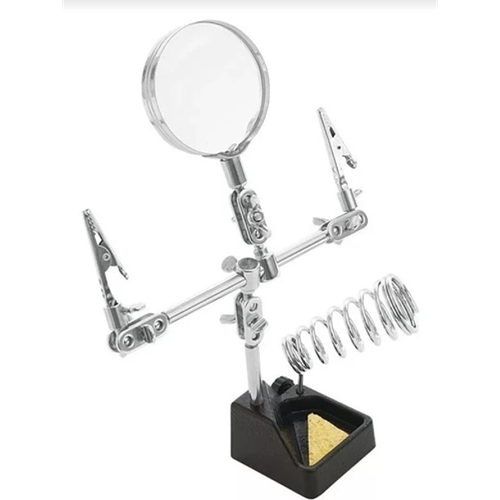 TERCERA MANO CON LUPA